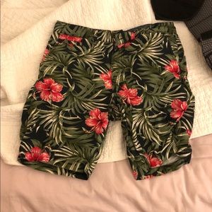 Floral Shorts 🌸